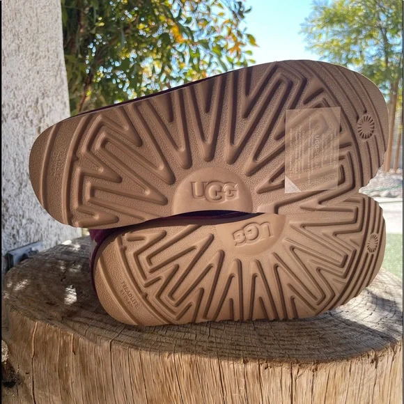 Ugg Kids Daelynn Boot Pink - Picture 5 of 7